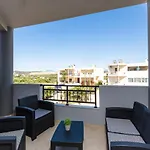 Helena'S Aparthotel , Scaleta
