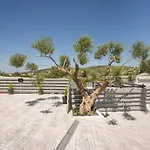 B&M Villas