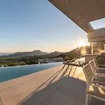 Villa Lithos
