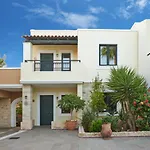 Dionysos Apartments & Studios
