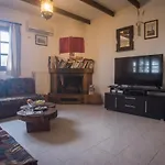 Villa Papoura Homeleader