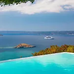 Daedalos Villa