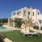 Villa Irida