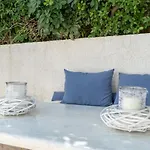Blue Moon Apartments