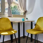 City Experience Apartments A