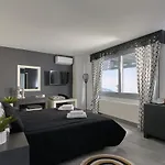 Seli Sea View Apartments And Studios