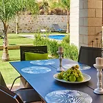Aktis Luxury Villa