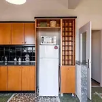 Emmanuel'S Cozy House