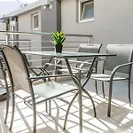 Elegant Decorated House In Heraklion
