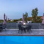 Grace Studios & Apartments