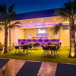 Primavera Beach Hotel Studios & Apartments
