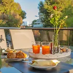 S.V. Luxury Apartment