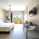 Largastrada Suites