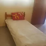 Rena'S House