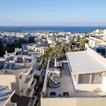 Helen Luxury Holiday House With Sea View