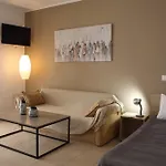 Kagelo Front Sea View Apt