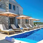 Grand Resort Villa