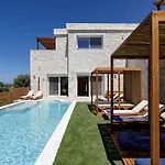 Mandana Villa - With Private Pool & Jacuzzi