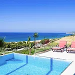 Villa In Episkopi With Garden