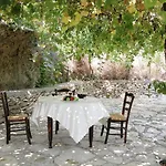 Luxurious Villa In Malades Crete