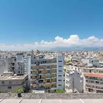 Penthouse Studio In Centre With Seaview