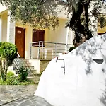 Chouzourakis Studios