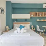 Penthouse Studio In Centre With Seaview