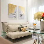 Cozy Luxury Apartment In The Center Of Heraklion