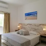 Evina Rooms & Suites