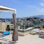 Luxury Lake View Center House