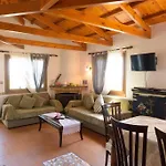 Beautiful Newly Apt With Sea View, Near The Center