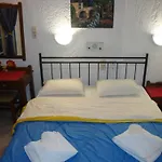 Maria Flora Apartments