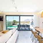 Villa Smili-Naiades/3 Bedrooms, Luxury, Beachfront