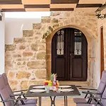 Villa Barozziana Private Heated Pool & Jacuzzi