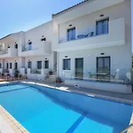 Aspri Petra Apartments