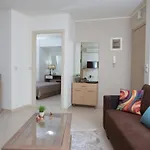 Anemone City Center Apartment