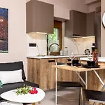 Cozy Apartment In Chania