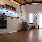 Sappho Gk House