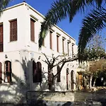 Rethymnon Architectural Gem, Irene Private Rooms