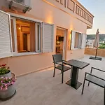 Artemis No.2 Apartment