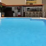 Antiko Apts & Studios