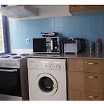 The Howard Place - Entir Home With A Sea View For 5 Guests