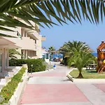 Apartment For 3 Persons, With Swimming Pool, Near The Beach