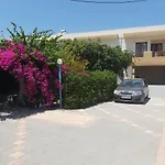 Valia Apartments - Exohiko