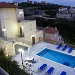 Holiday House For 10 Persons, With Swimming Pool