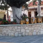 Traditional Luxury Villa In Fres