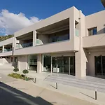 Belvedere Apartments & Spa