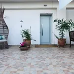 Meletakis Garden Homes