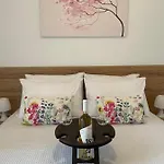 Sakura Dntwn