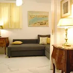 Central Heraklion Lovely Condo With Yard And Garden Ariadni